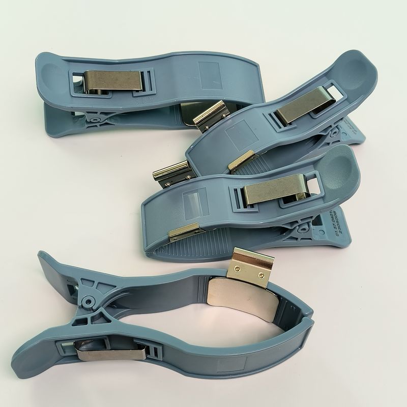 Klip anggota badan Satu Kotak/4 Biru Dua Elektrod Lengan Dua Elektrod Kaki Aperture 4.0mm REF EKG-FJX42